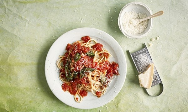 The classic pasta dish: spaghetti with tomato sauce 
