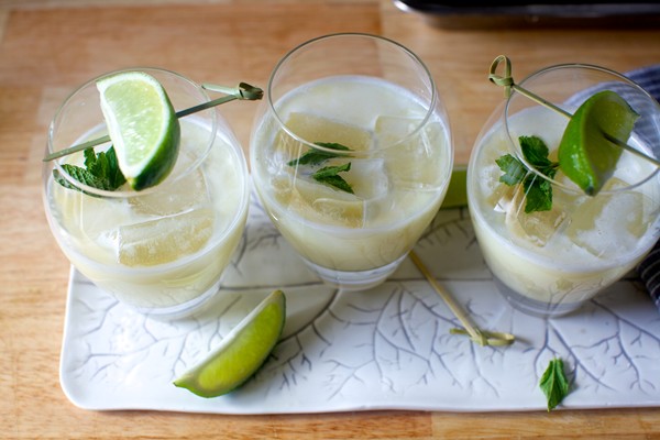 The consolation prize (A pineapple, lime, coconut and mint mocktail)