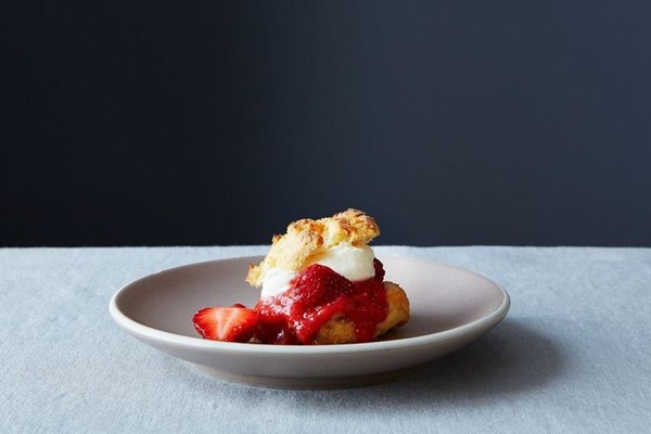 The easiest strawberry shortcakes
