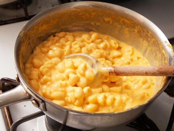 The food lab's ultra-gooey stovetop mac and cheese
