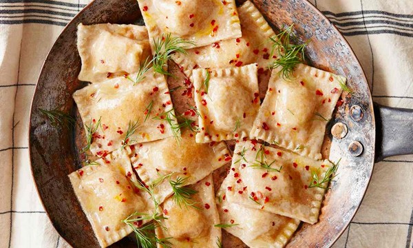 The pasta supper: Spelt and crab ravioli