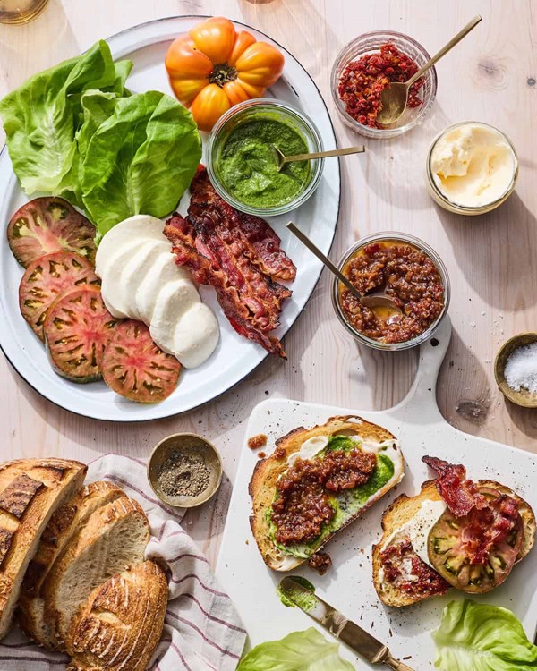 The perfect BLT bar