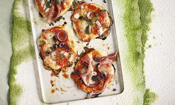 The perfect pizzas: pizza with tomato sauce and various toppings