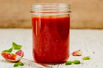 The quickest tomato sauce