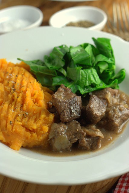 The simplest beef casserole (slow cooker)