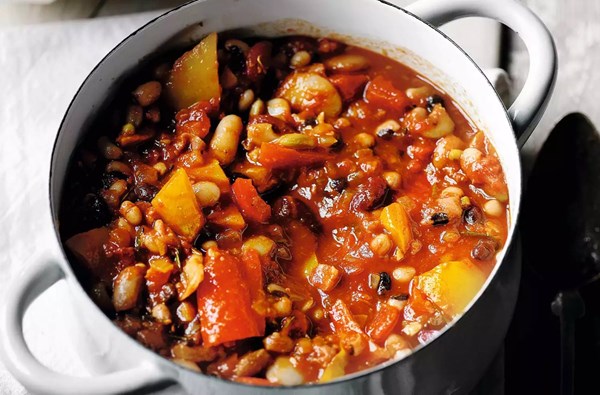 The ultimate 10-bean chilli