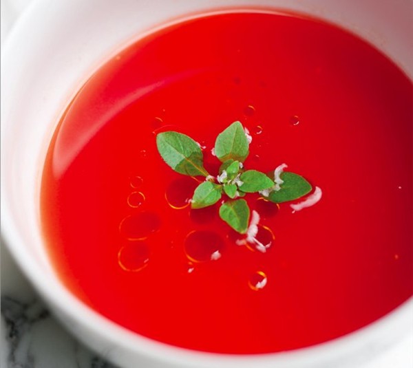 The ultimate raw tomato soup