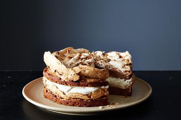The walnut variation: a cake