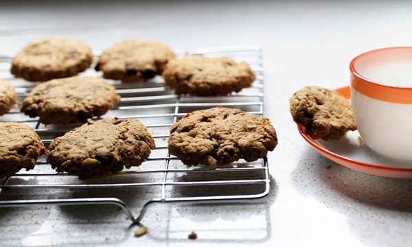 The winning recipe: dark chocolate oatcakes