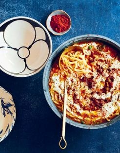 Thick soup with noodles (Aush)