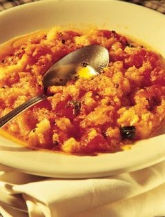 Thick tomato and bread soup (Pappa con il pomodoro)