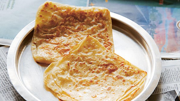 Thin flatbread (Veechu rotti)
