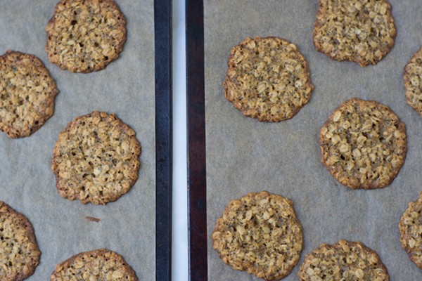 Thinnest oatmeal cookies