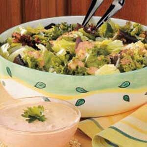 Thousand Island salad dressing