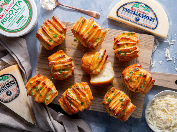 Three-cheese fantails