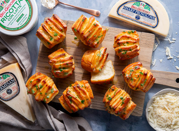 Three-cheese fantails
