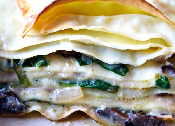 Three-cheese lasagna with mushrooms and spinach