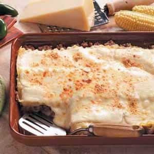 Three-cheese sausage lasagna 