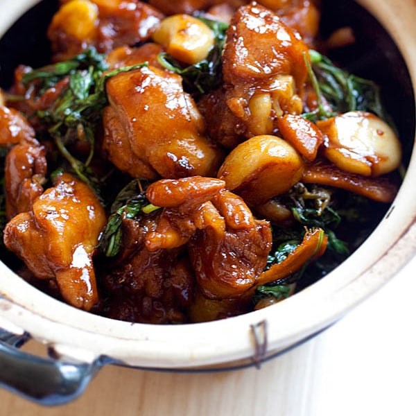 Three cup chicken (三杯鸡)