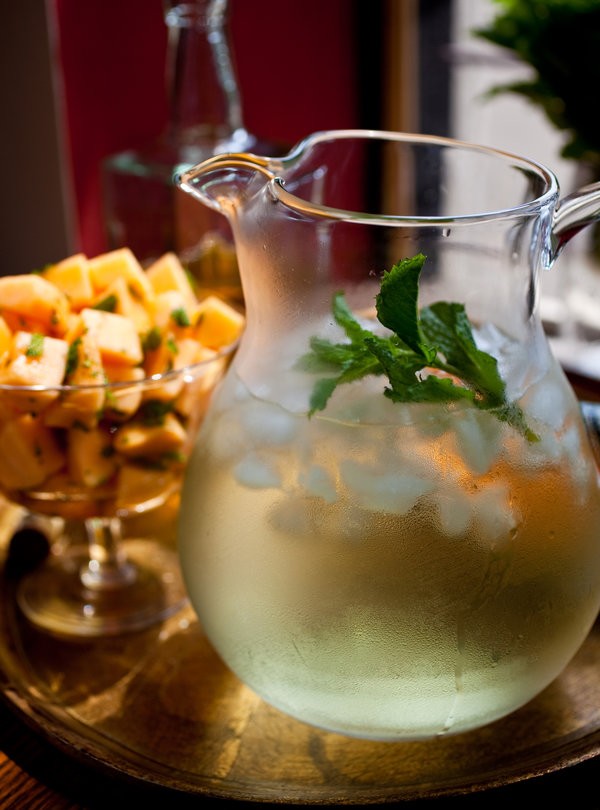 Three-herb iced tea
