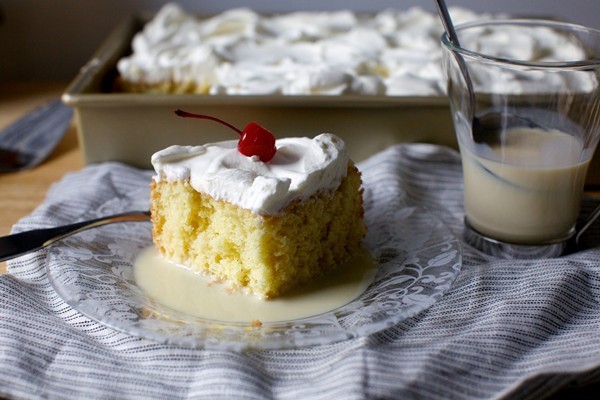 Three milk's cake (Pastel de tres leches)