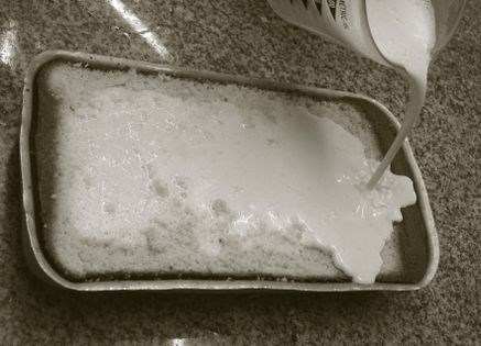 Three milks dessert (Tres leches)
