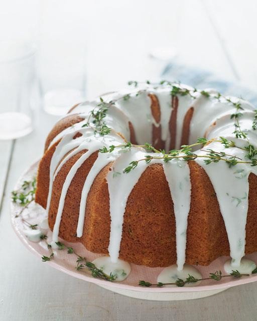 Thyme & lemon bundt cake