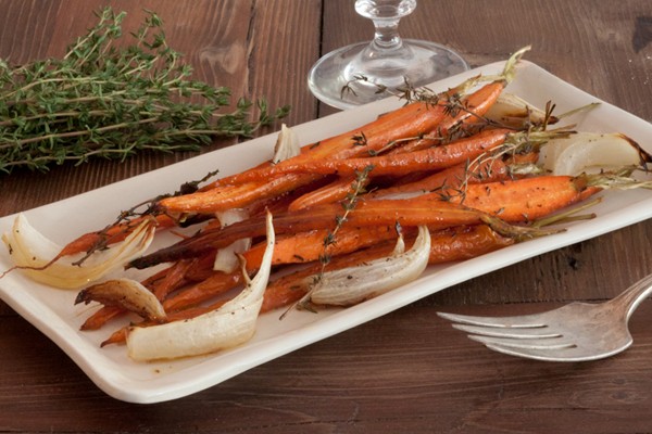 Thyme and honey roasted carrots