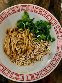  Tianshui noodles (Tiánshuĭ miàn / 甜水麵)