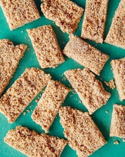 Tibetan sesame snaps