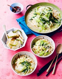 Tibetan vegetable noodle soup (Thukpa)