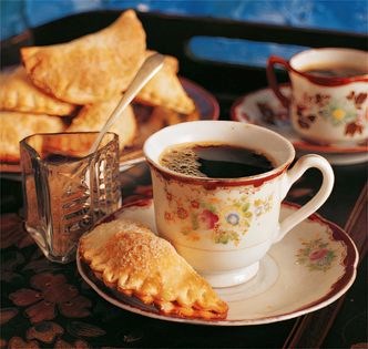 Tiny coconut turnovers (Pastelitos de coco)