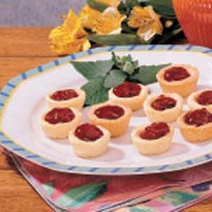 Tiny shortbread tarts