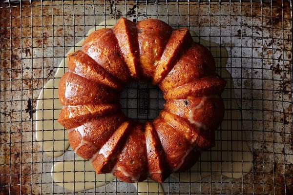 Tipsy apple-parsnip cake with sultanas and cider glaze
