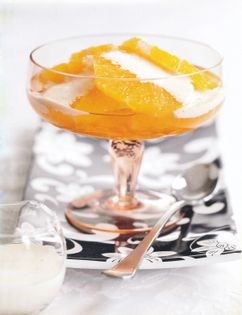 Tipsy oranges with vanilla cream