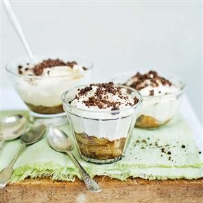 Tiramisu with coffee chocolate crumble