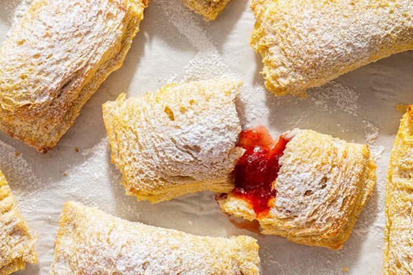 Toast pies