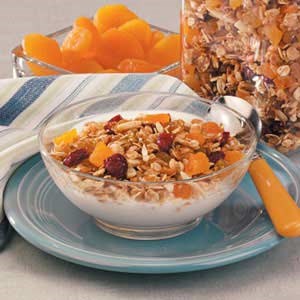Toasted almond granola