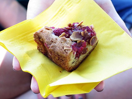 Toasted almond raspberry blondies