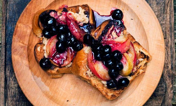 Toasted apple brioche, cashew and honey butter