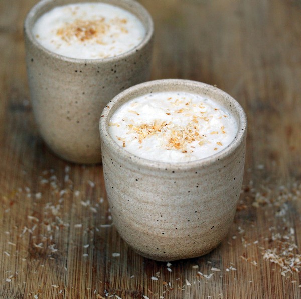 Toasted coconut & macadamia with superfood boost