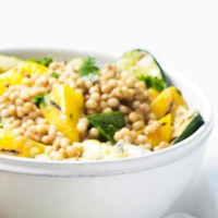 Toasted couscous with grilled mango and zucchini