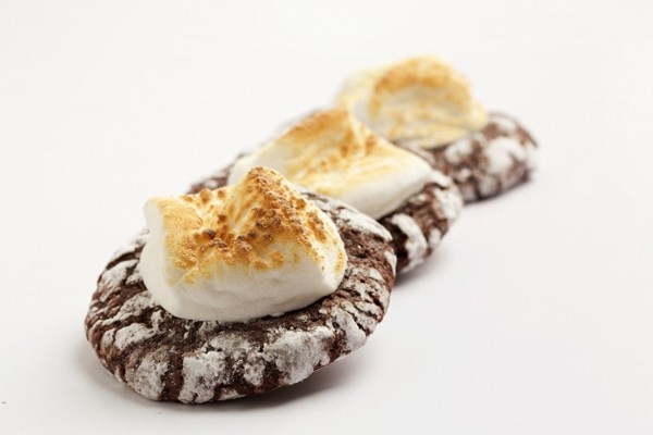 Toasted marshmallow brownie krinkles