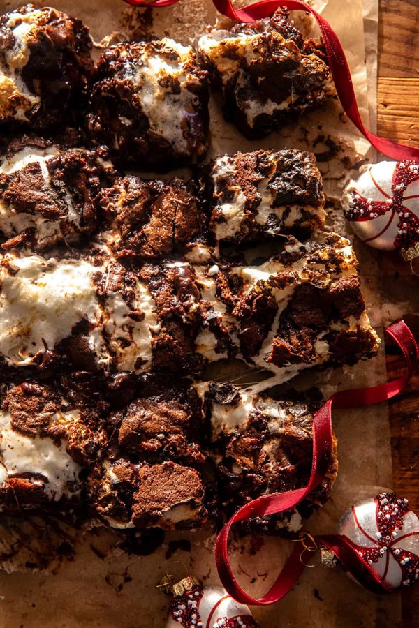 Toasted marshmallow hot chocolate bars