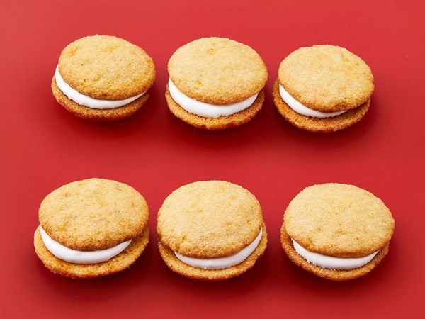 Toasted marshmallow sandwich cookies