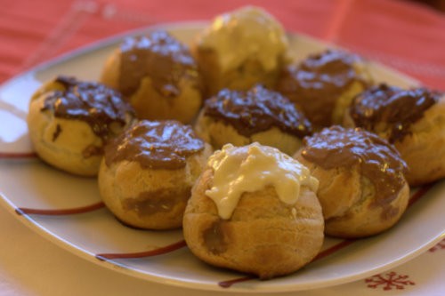 Toblerone profiteroles