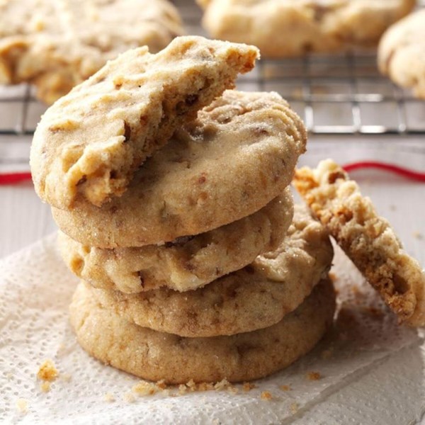 Toffee almond sandies