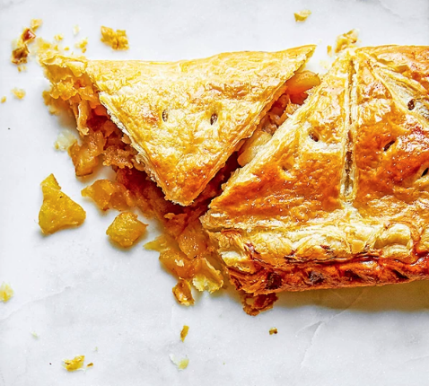 Toffee apple turnover puff pie