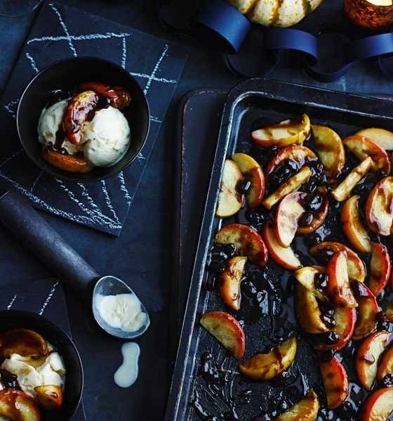 Toffee apples with Calvados raisins
