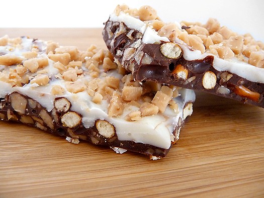 Toffee pretzel bark
